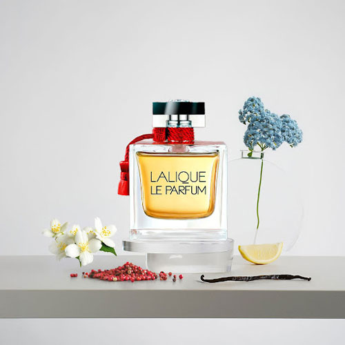 عطر ادکلن لالیک له پرفیوم قرمز